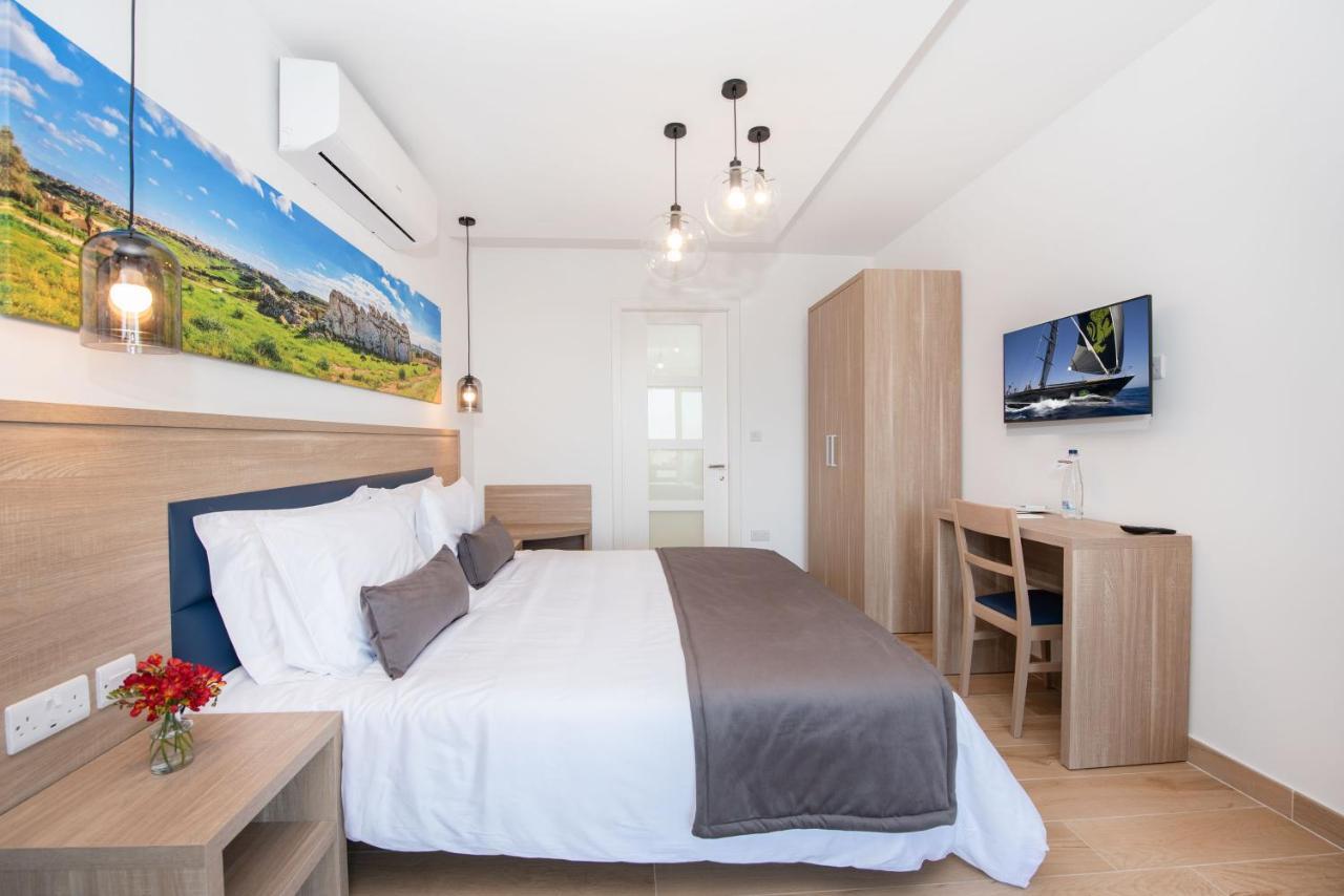 Georges Boutique Living Hotel Xaghra Bagian luar foto