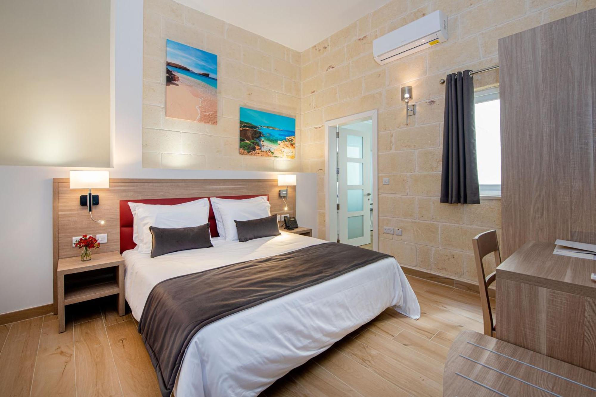 Georges Boutique Living Hotel Xaghra Bagian luar foto