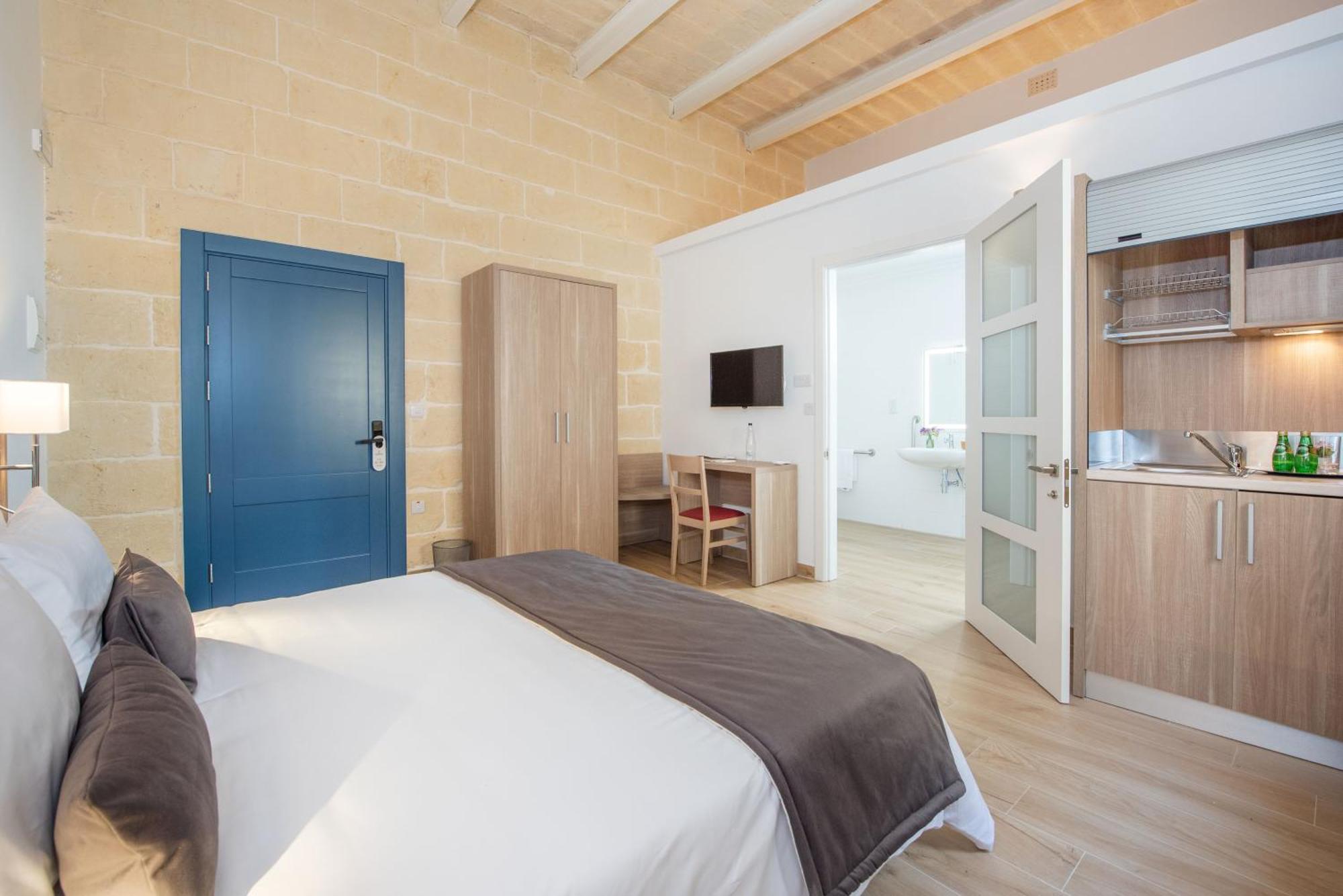 Georges Boutique Living Hotel Xaghra Bagian luar foto